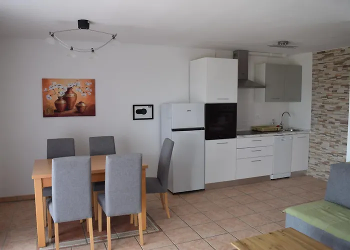 Πανσιόν Grgic